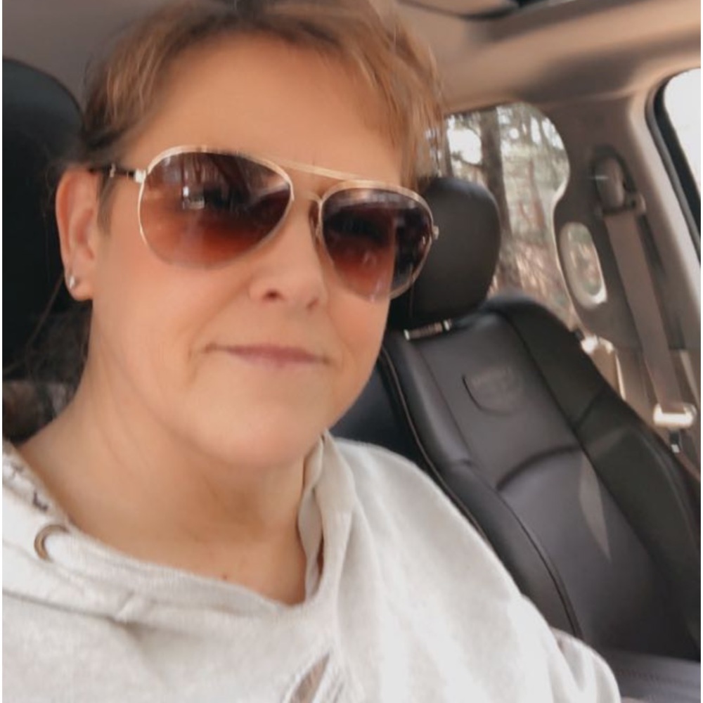 Meet your Posher, Lynn